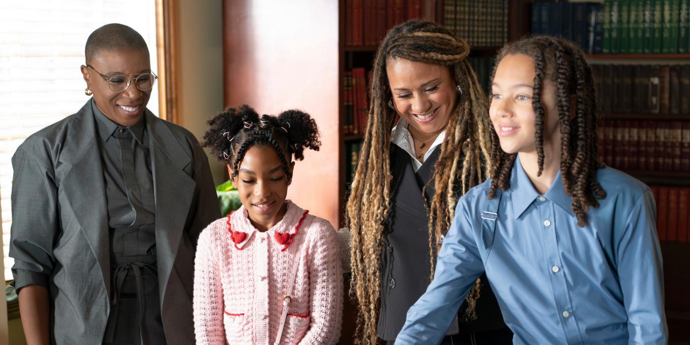 Hen and Karen happy with their family in 9-1-1 season 8