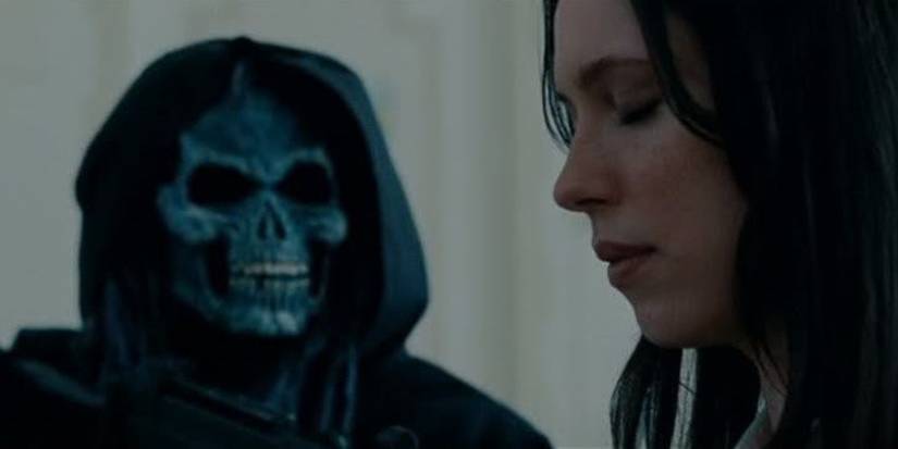 A bank robber in a skull mask in The Town