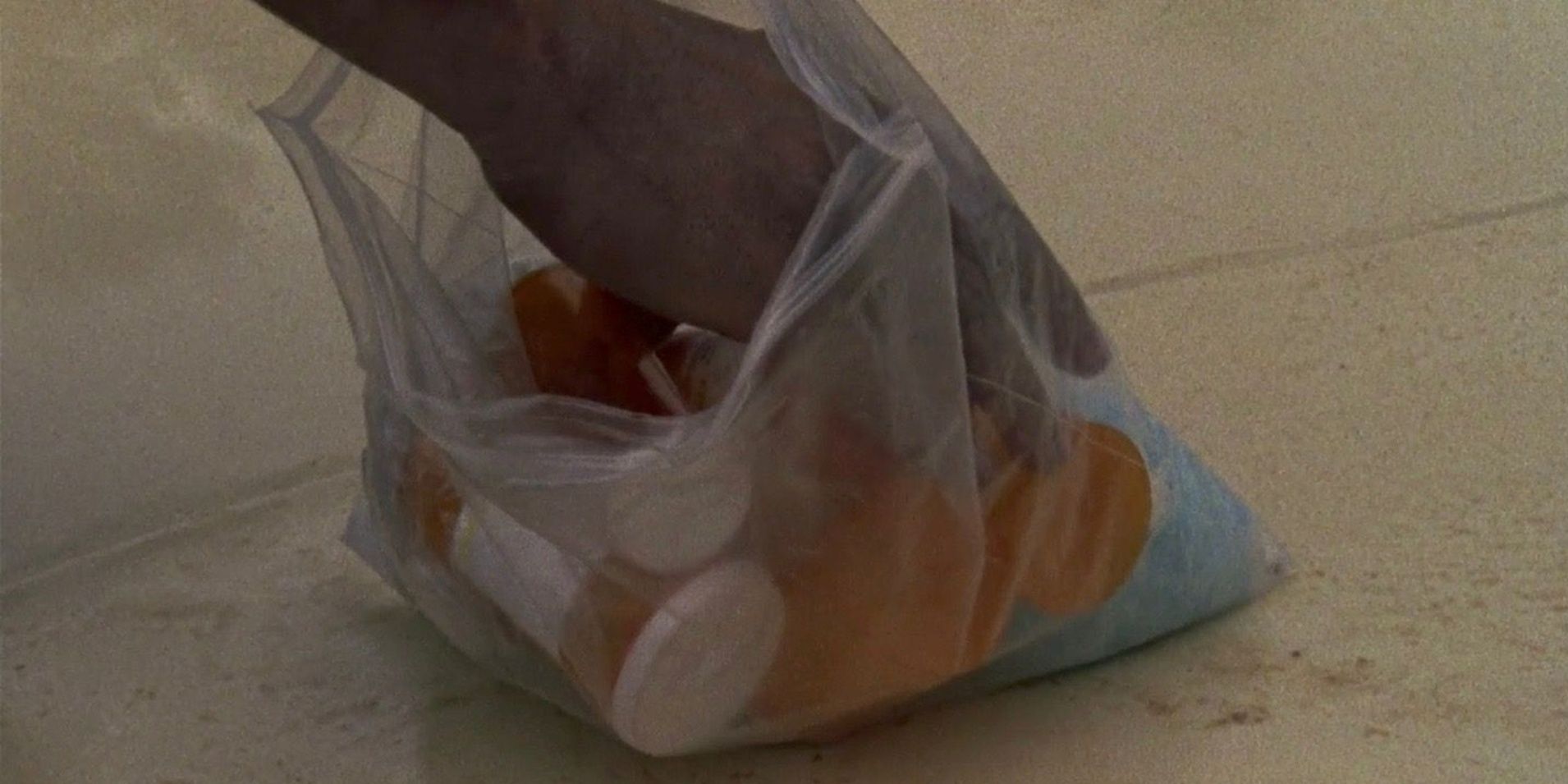 A bag of Heisenberg's blue meth in The Walking Dead