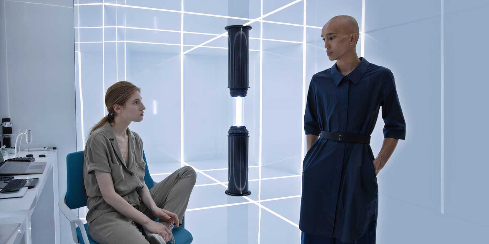 A still from the Netflix sci-fi show Osmosis