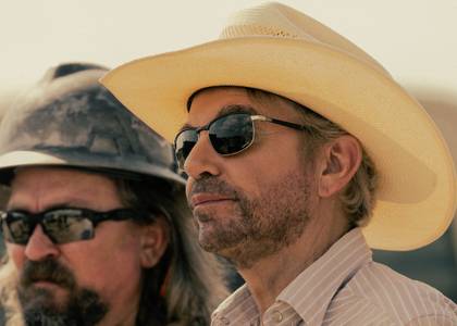 Tommy (Billy Bob Thornton) looking to the side in Landman