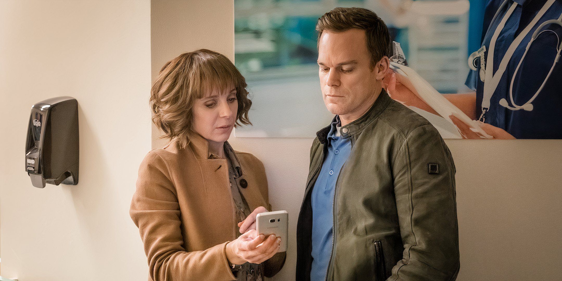 Amanda Abbington e Michael C Hall in Safe su Netflix