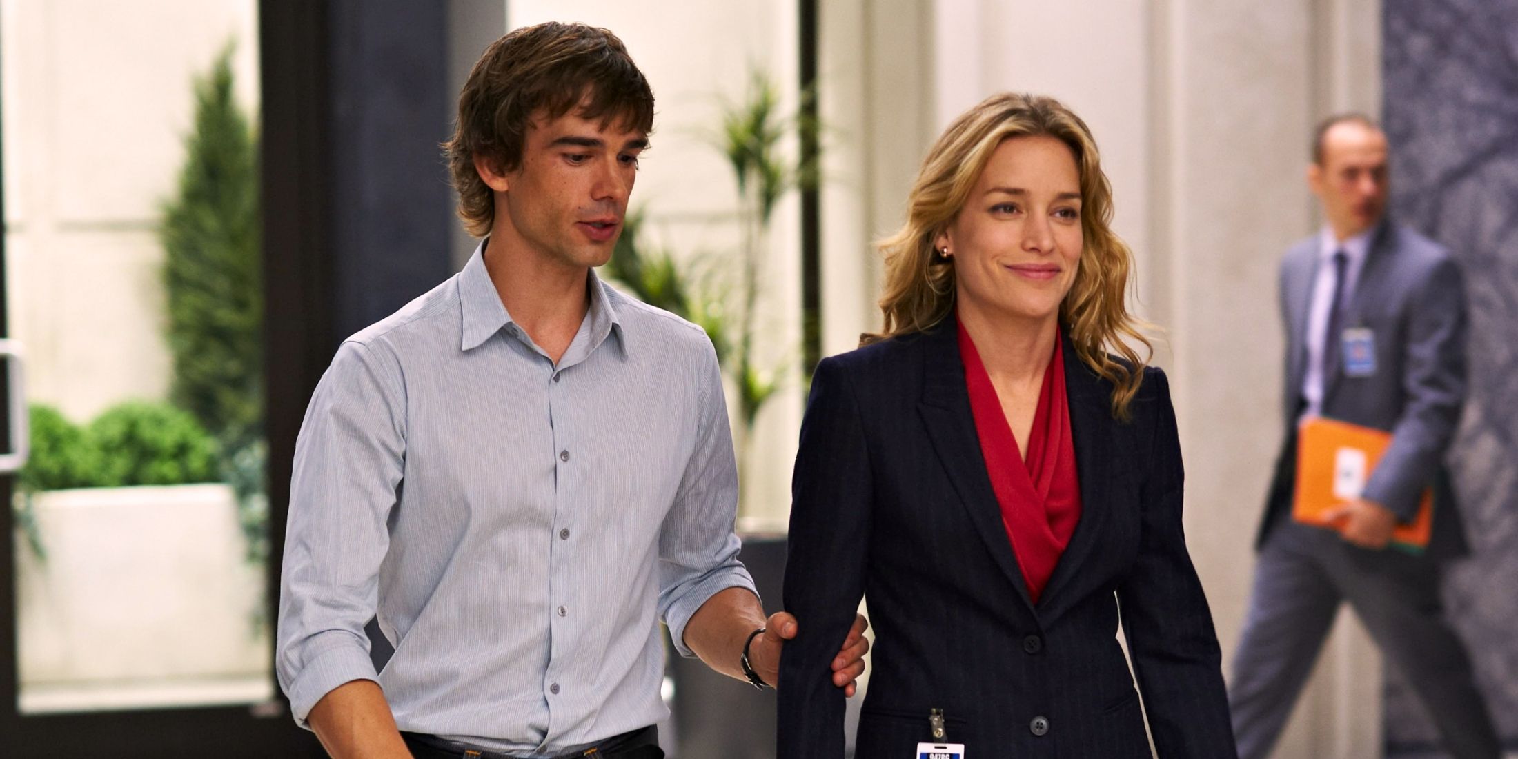 Auggie holding onto Annie for support in Covert Affairs