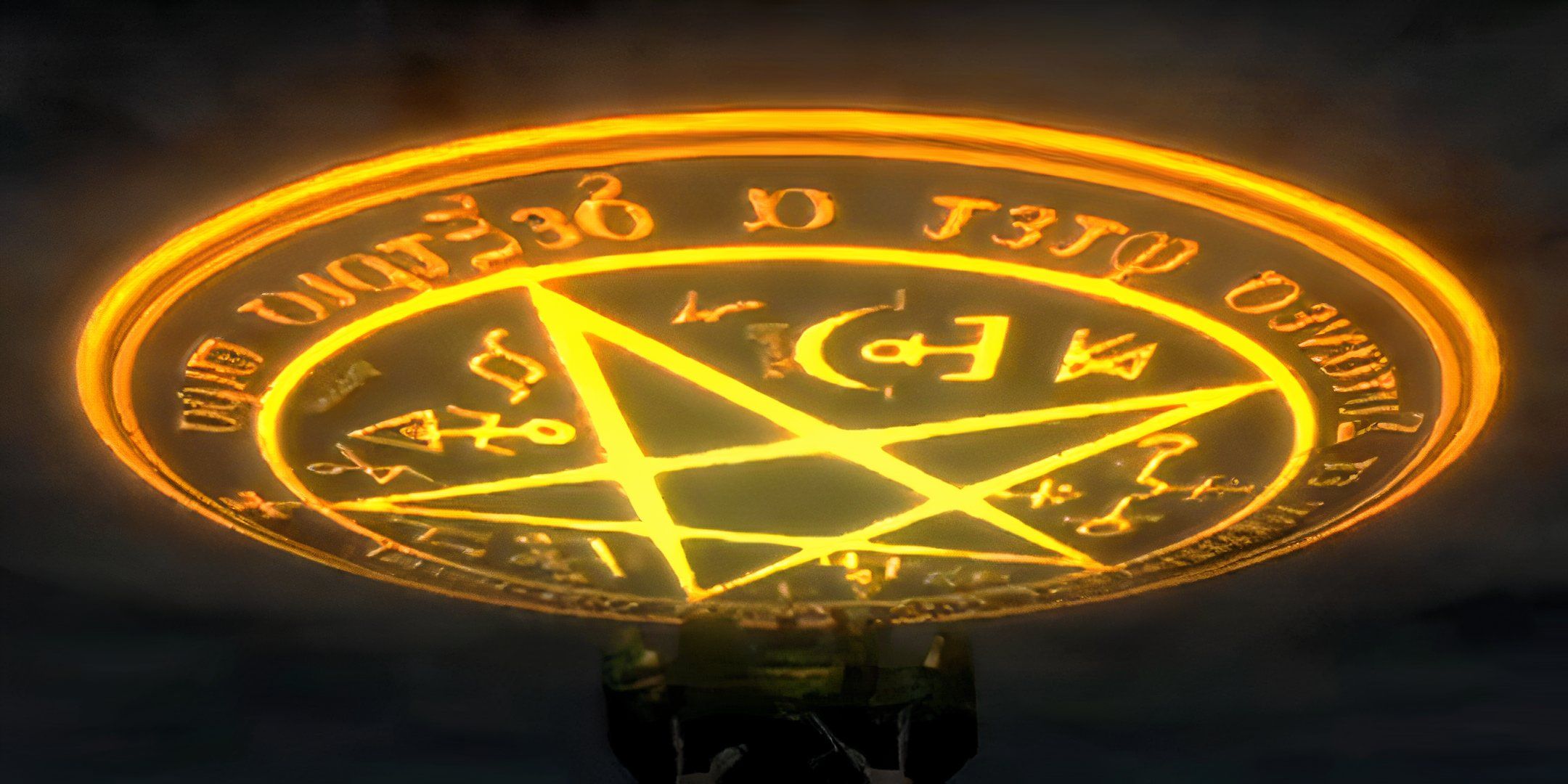 Portale su Azure Dreams sopra la torre