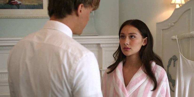 Belly and Conrad talking in The Summer I Turned Pretty season 3 episode 8