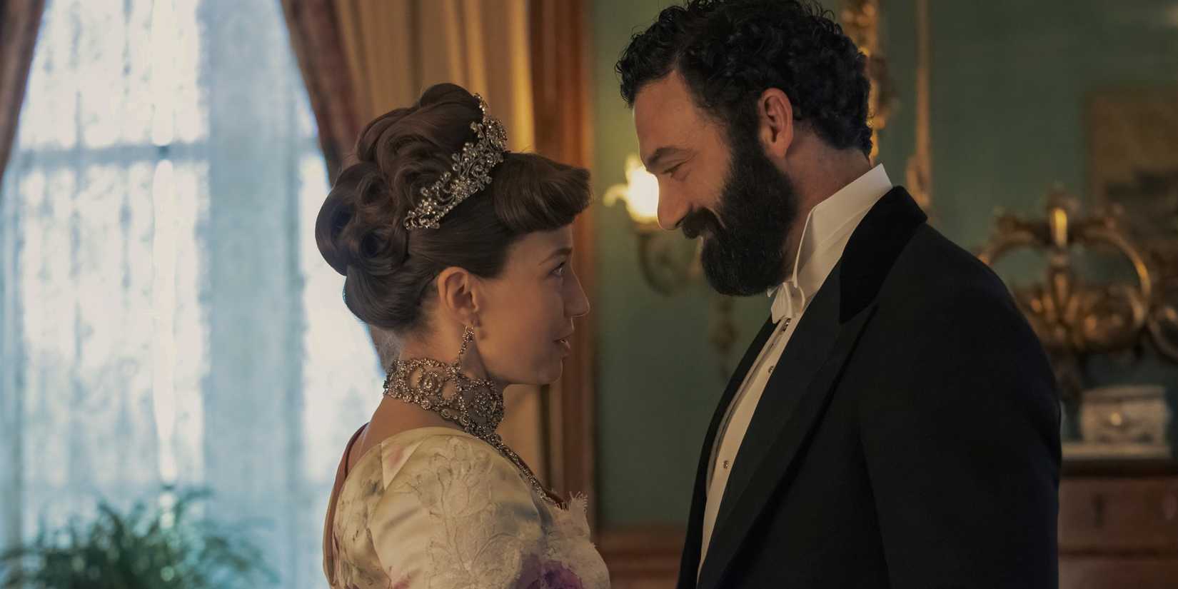 Carrie Coon, Morgan Spector, The Gilded Age 'Close Enough To Touch'