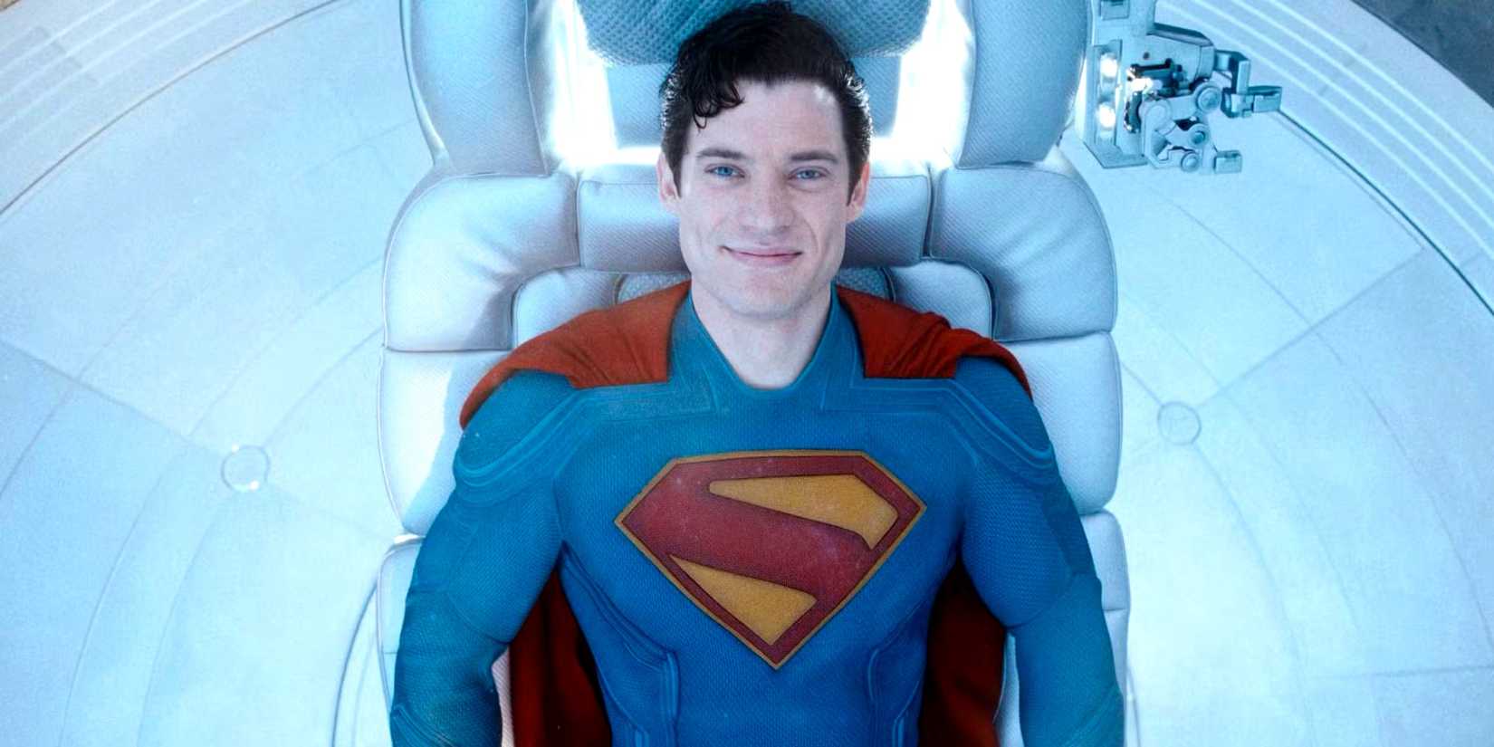 David Corenswet's Superman smiling at the end of the DCU movie