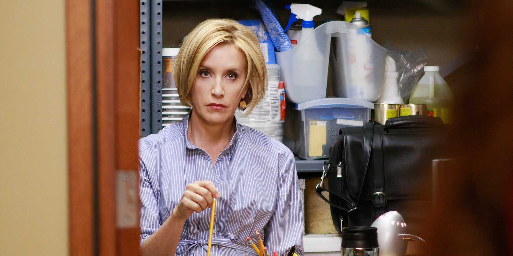 Felicity Huffman as Lynette Scavo in Desperate Housewives