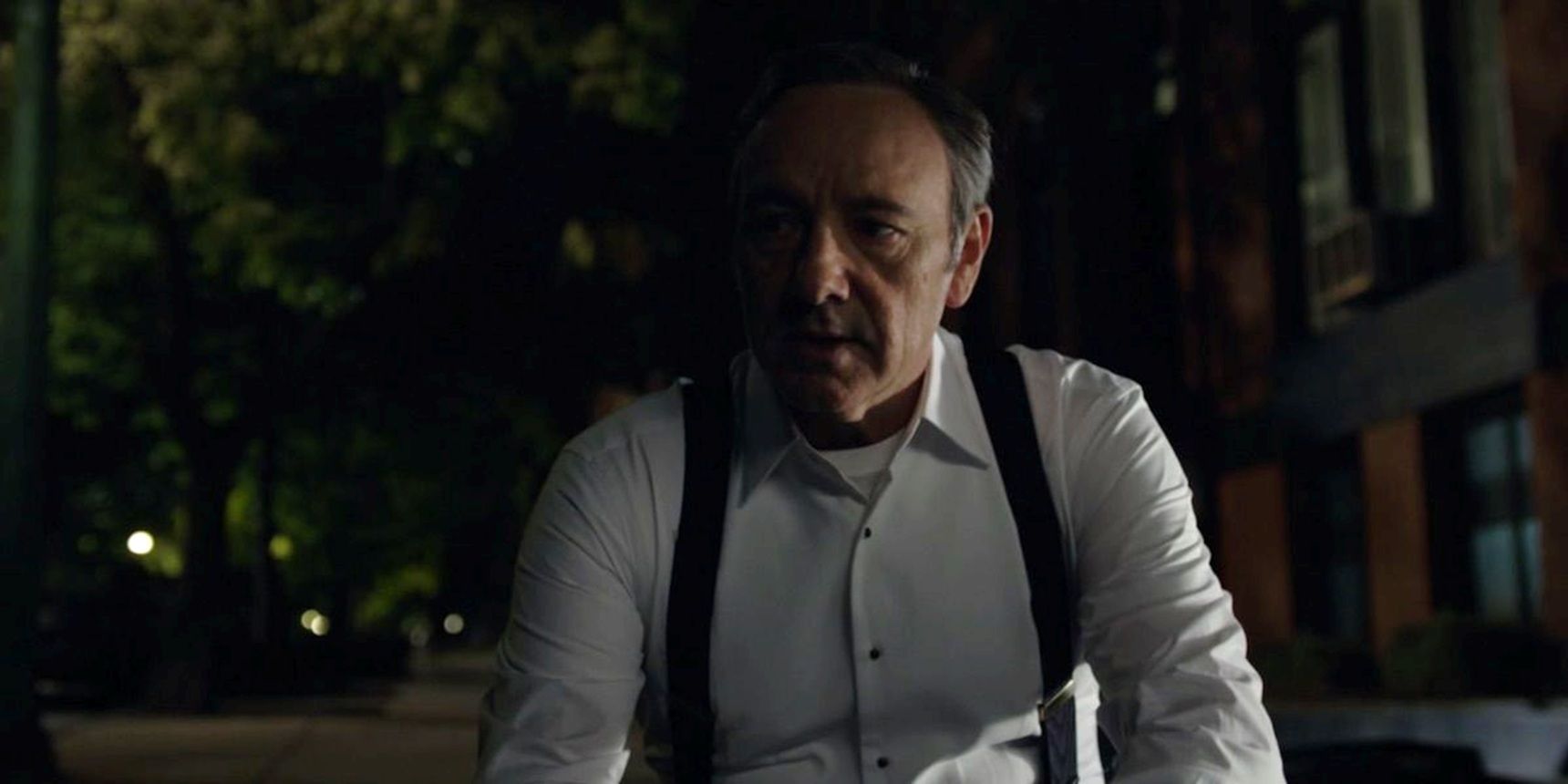Frank kills a dog in House of Cards