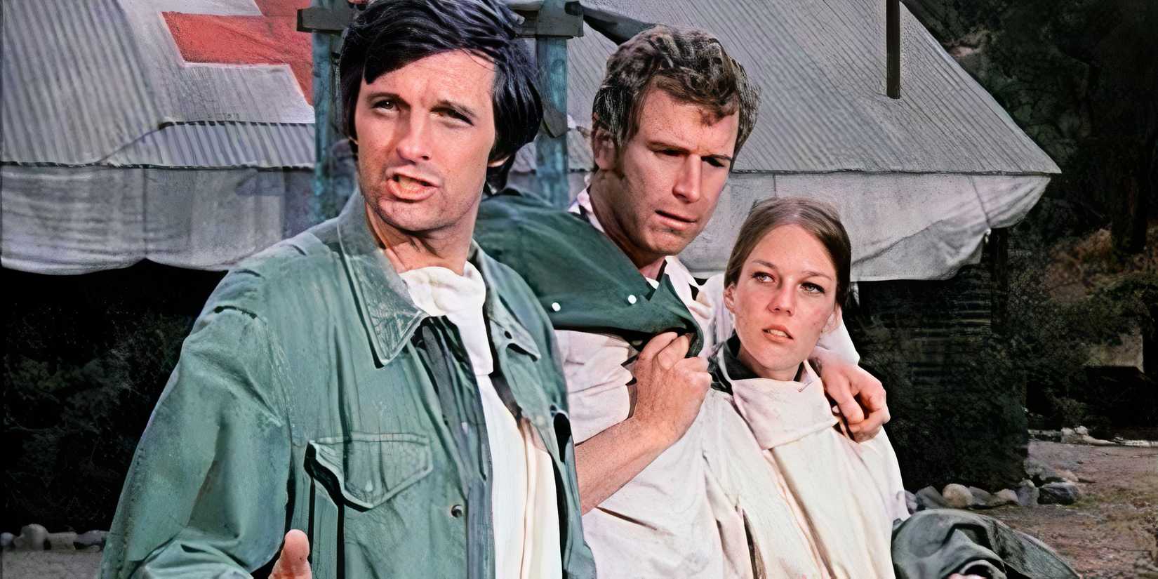 Hawkeye and Houlihan in the MASH pilot