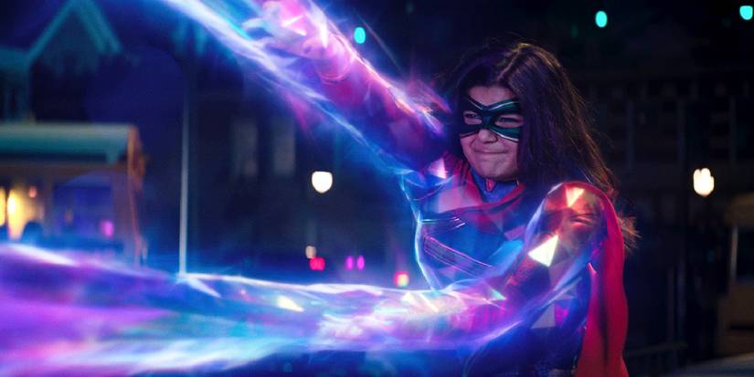 Iman Vellani's Kamala Khan uses her powers in Ms Marvel
