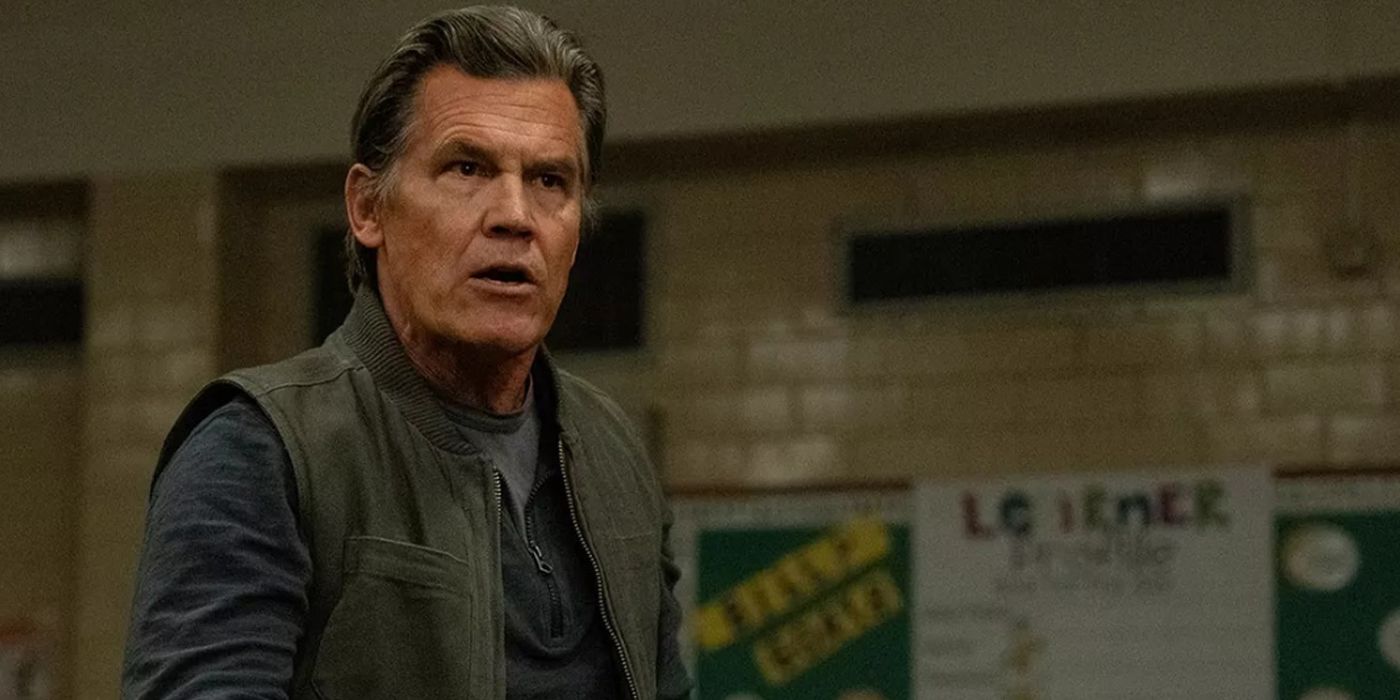 Josh Brolin at a school meeting in Weapons