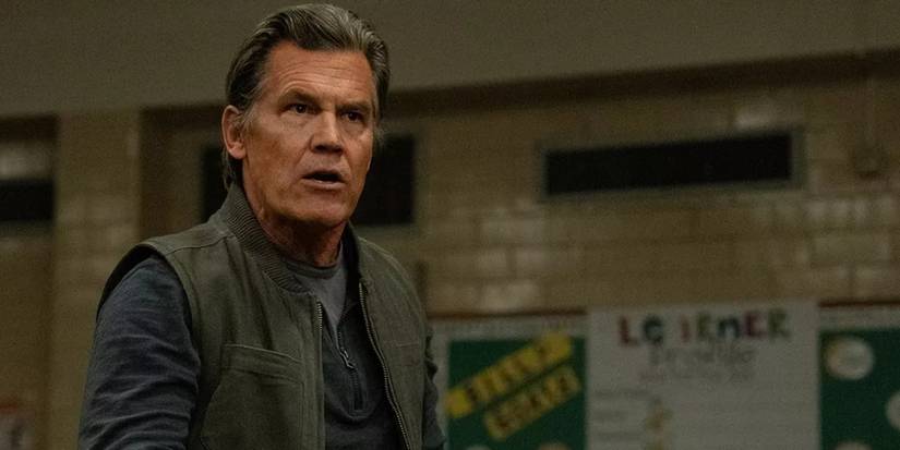Josh Brolin at a school meeting in Weapons