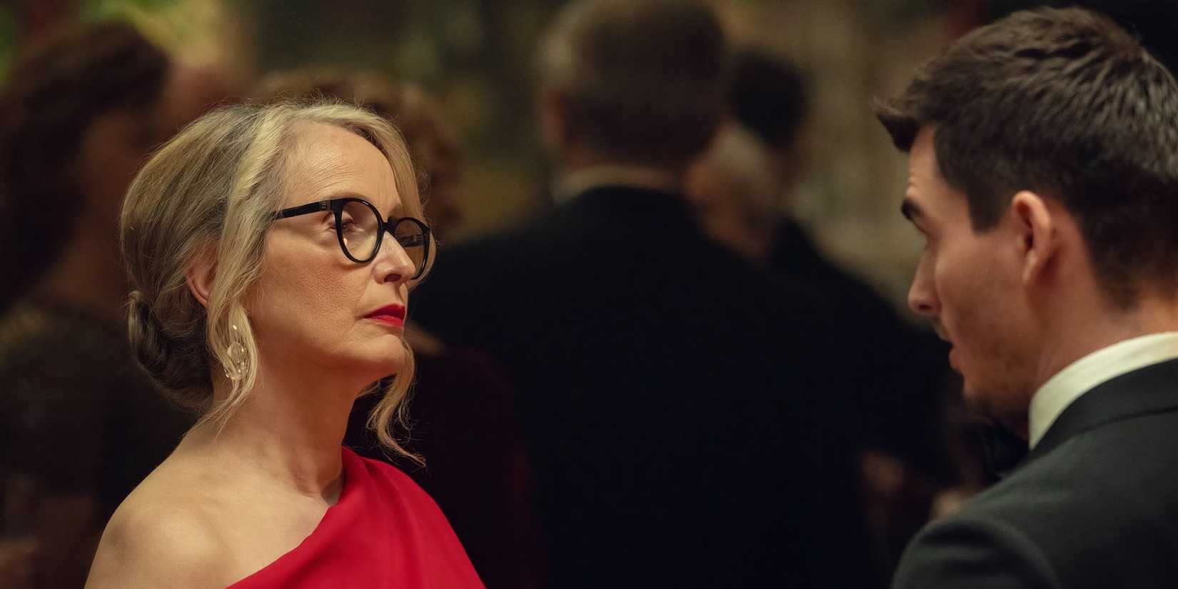 Julie Delpy Talking To Corey Mylchreest From Hostage 1