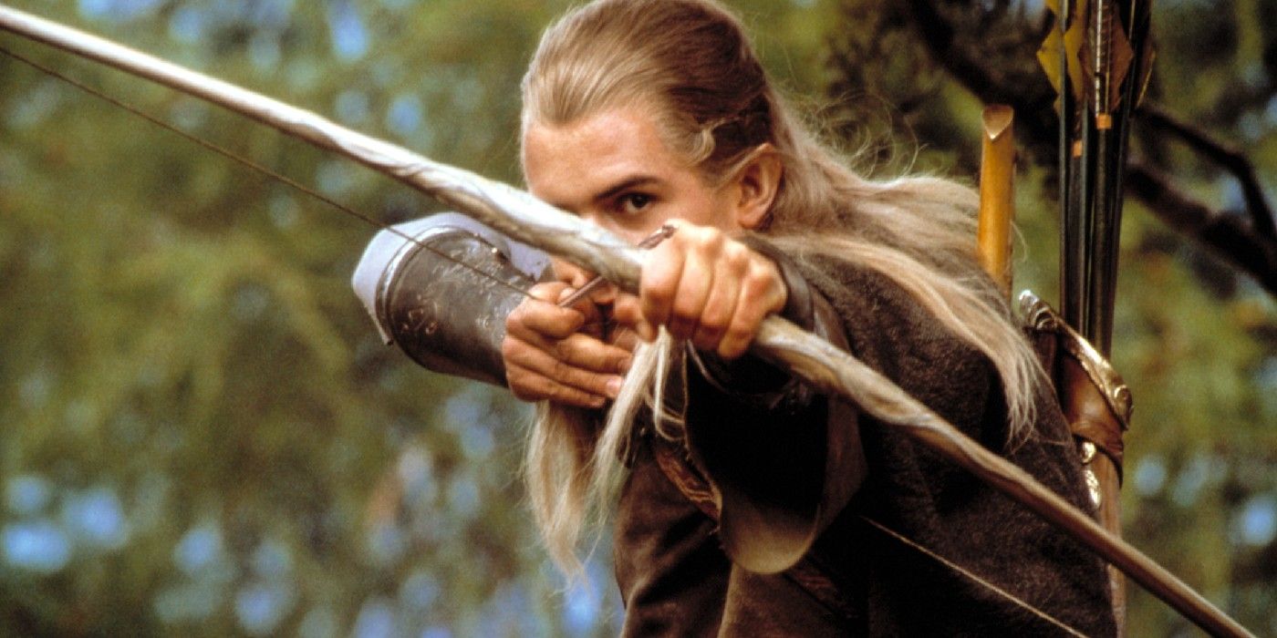 Legolas scocca una freccia ne Il Signore degli Anelli