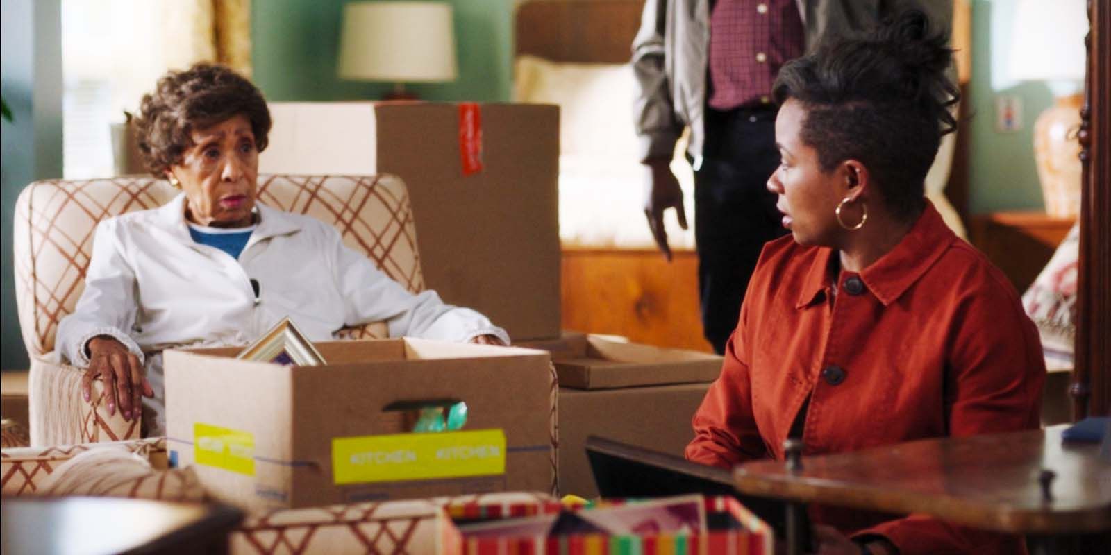 Marla Gibbs as Joyce and Alexis Floyd as Simone in Grey's Anatomy season 20, episode 7