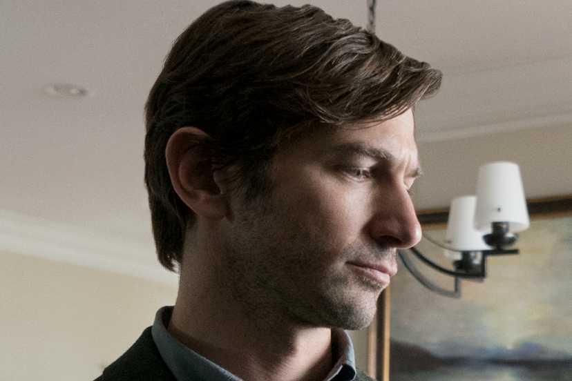 Michiel Huisman in The Haunting of Hill House