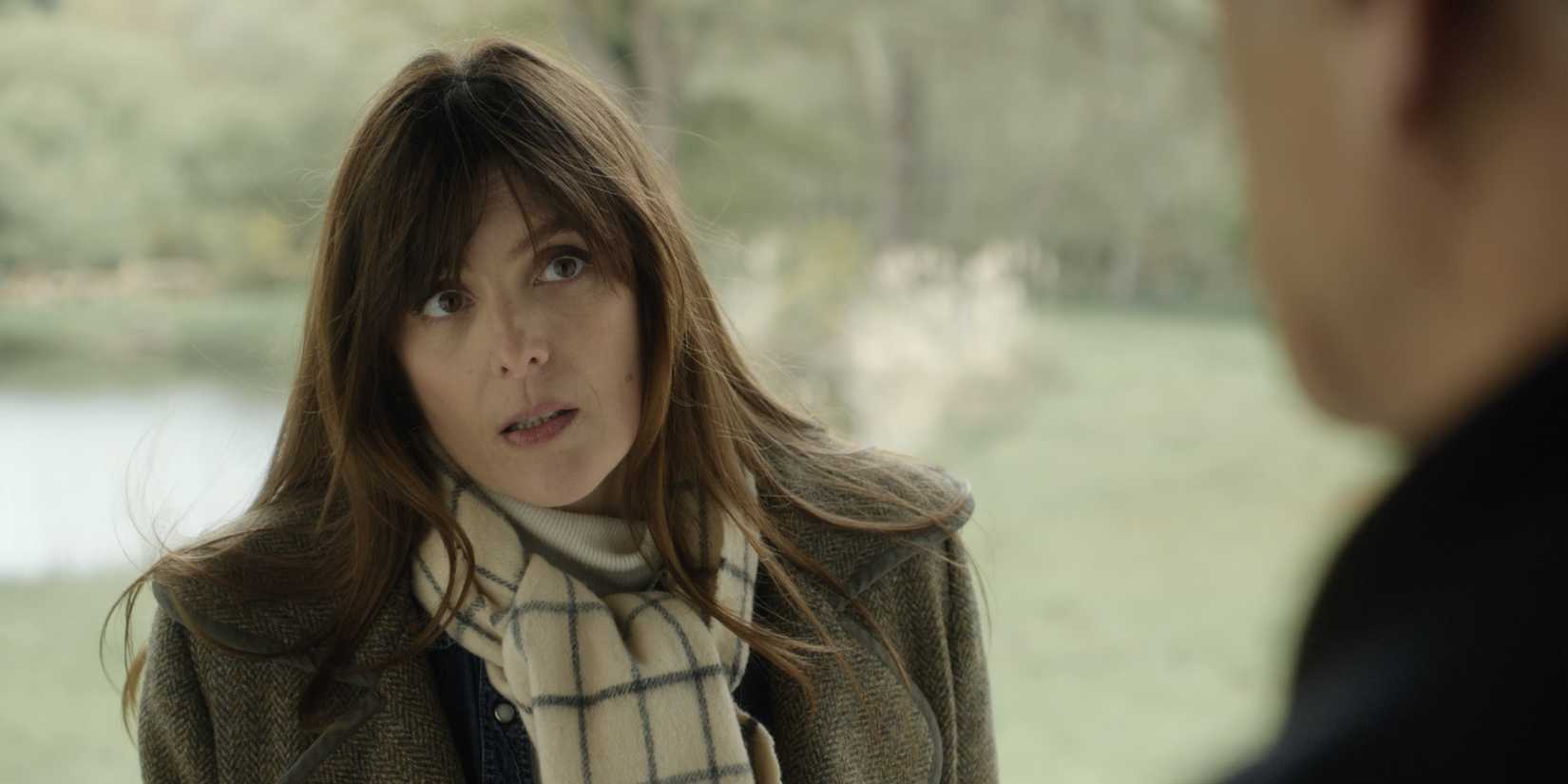 Valérie Donzelli as Astrid in The Musicians