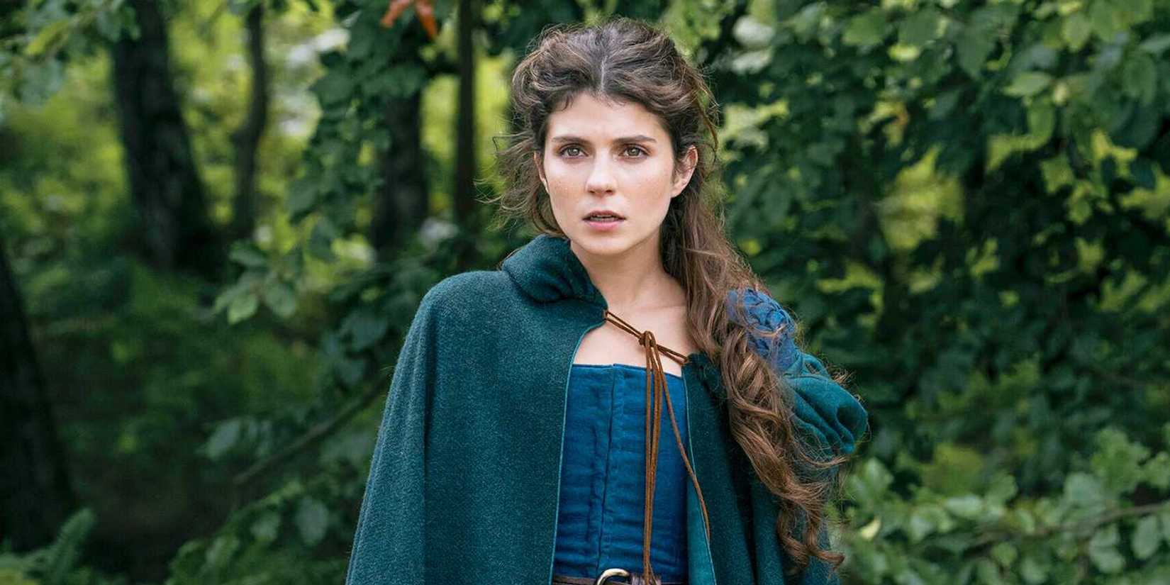 Emily Bader as Jane looking shocked in My Lady Jane