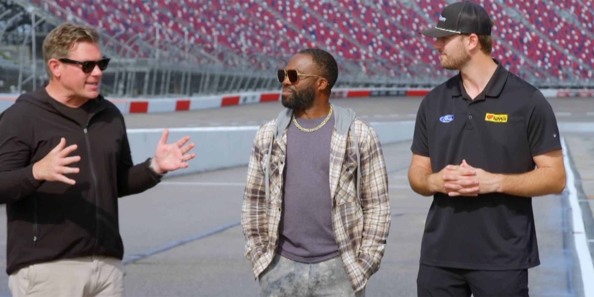 NASCAR’s Mamba Smith & Todd Gilliland Oversee The Nice Meals Truck Race Competitors In New Clip