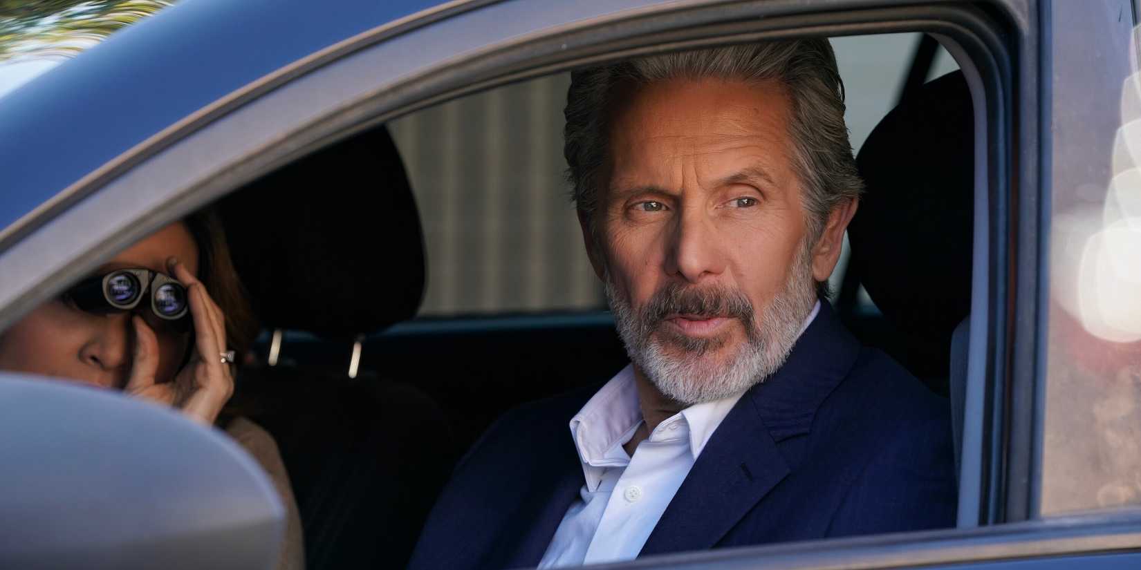 Katrina Law as Jessica Knight and Gary Cole as Alden Parker in NCIS