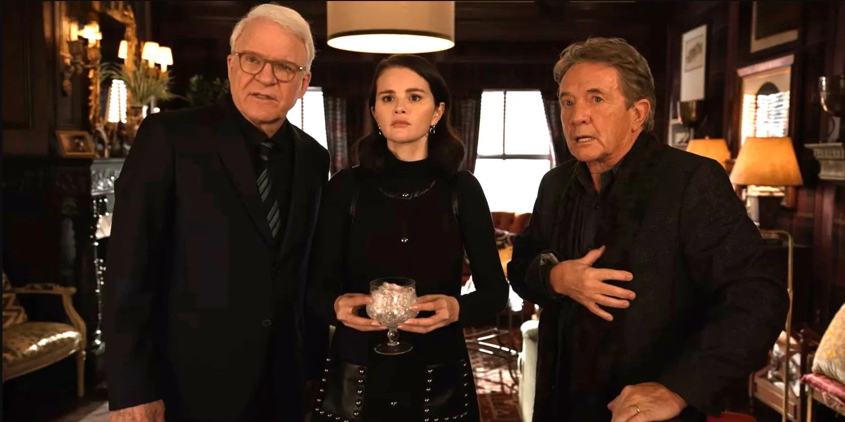 Napovednik pete sezone serije "Only Murders In The Building" obeta preiskavo smrti vratarja in morebitne povezave z mafijo