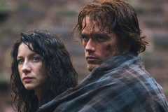 Claire and Jamie in Outlander