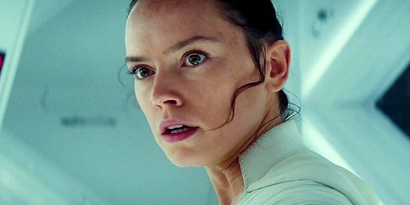 Rey in The Rise of Skywalker looking concerned