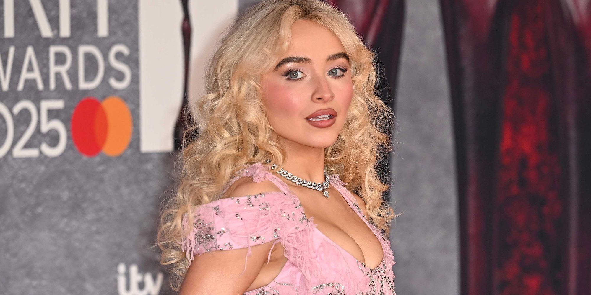 Pričakovanja za vroče glasbene albume v avgustu