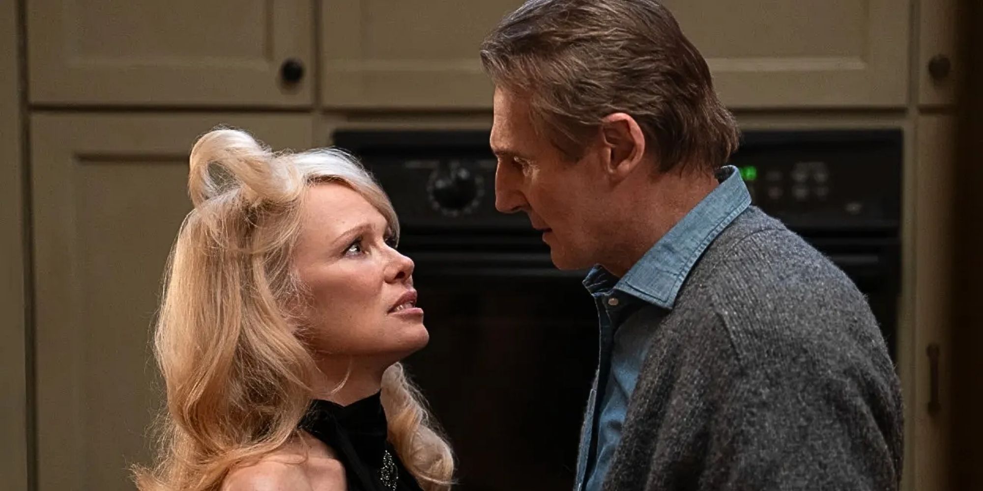 Liam Neeson and Pamela Anderson in The Naked Gun