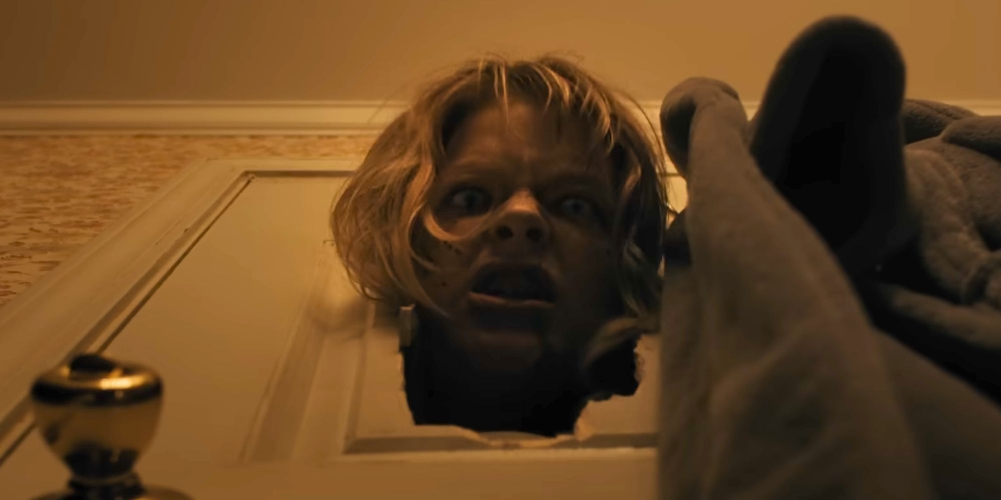 Alex's mom in Weapons