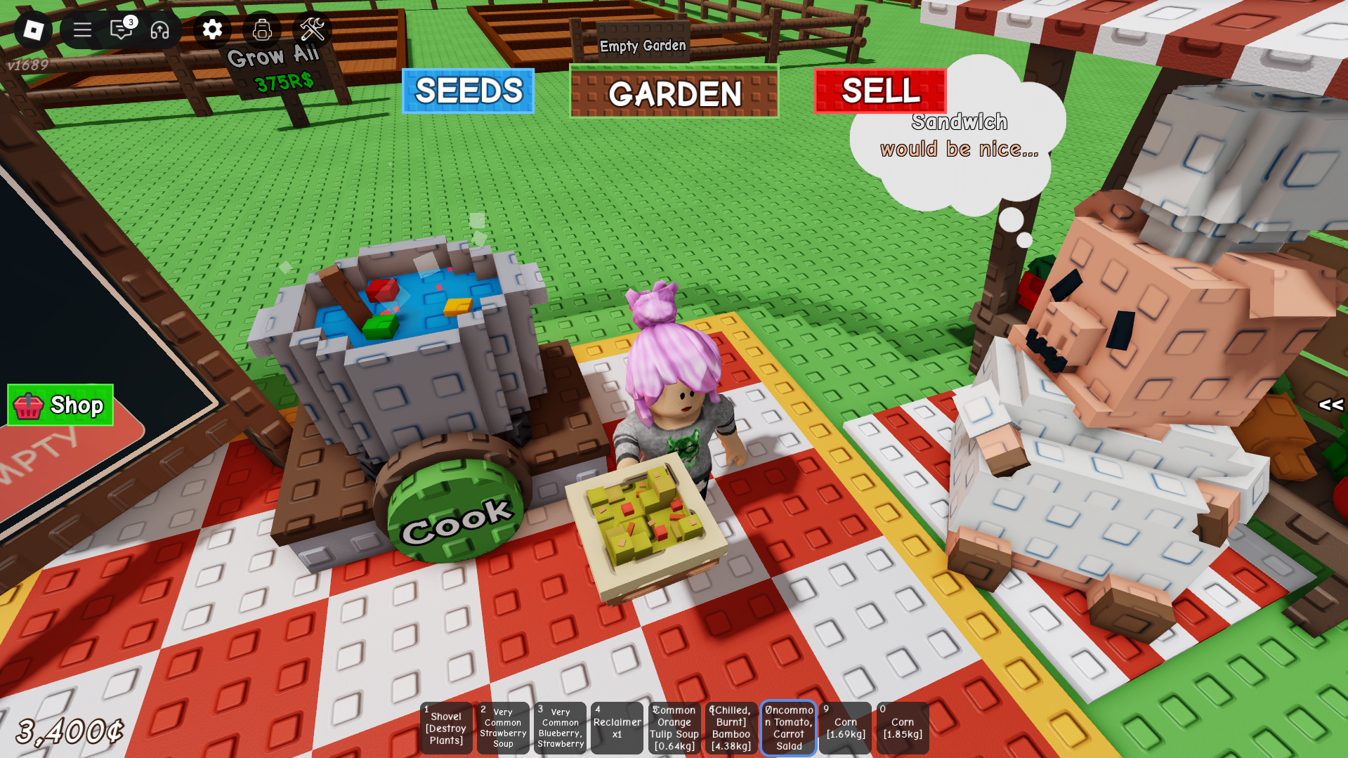 Giocatore Roblox che tiene un'insalata accanto allo chef maiale Chris P.