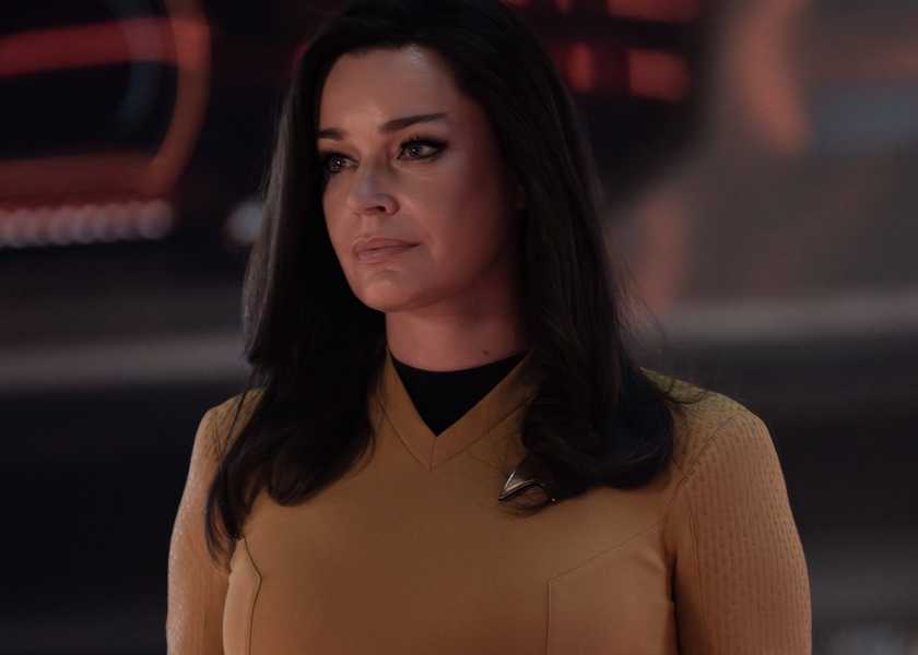 Rebecca Romijn as Una Chin-Riley in Star Trek: Strange New Worlds