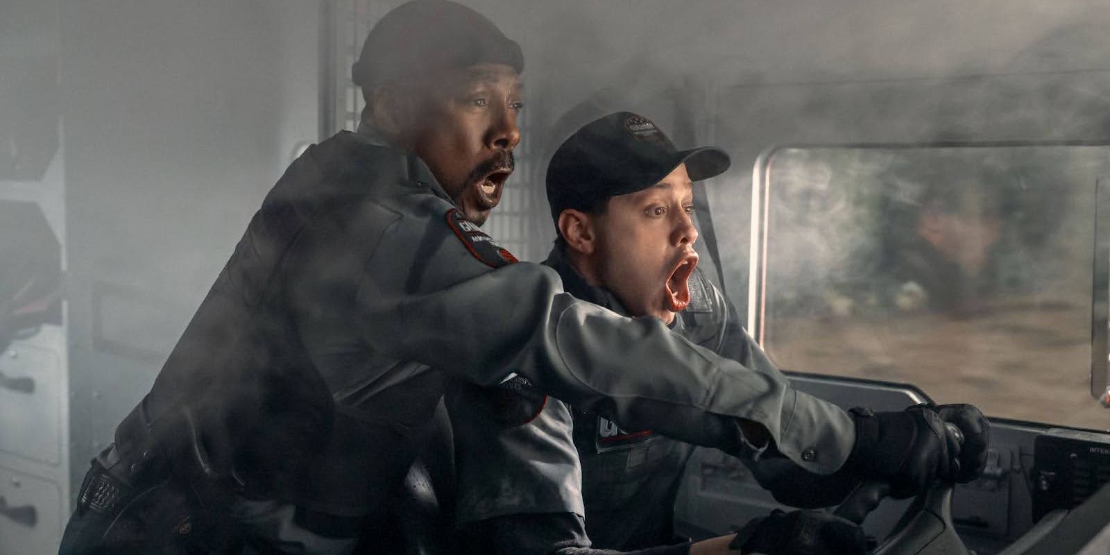 Eddie Murphy in Pete Davidson združita moči v akcijski komediji 'The Pickup', ki prejema mešane kritike