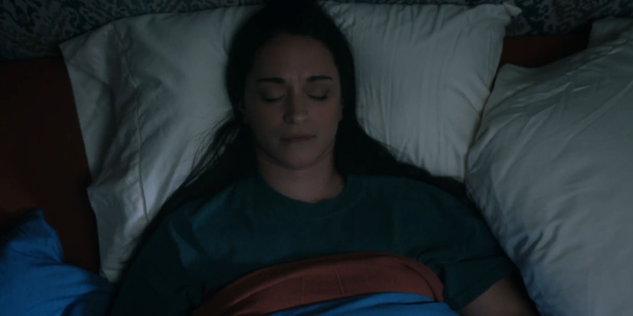 Sara Tomko asleep as Asta Twelvetrees in Resident Alien