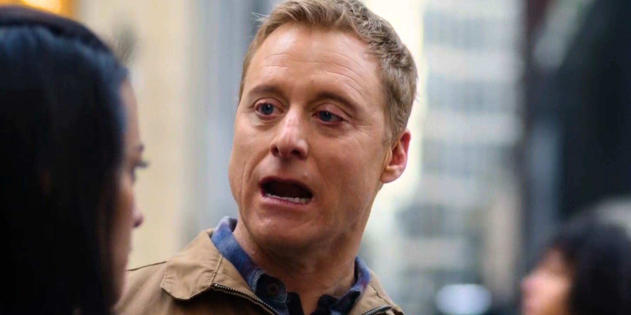 Alan Tudyk gasping as Harry Vanderspeigle in Resident Alien