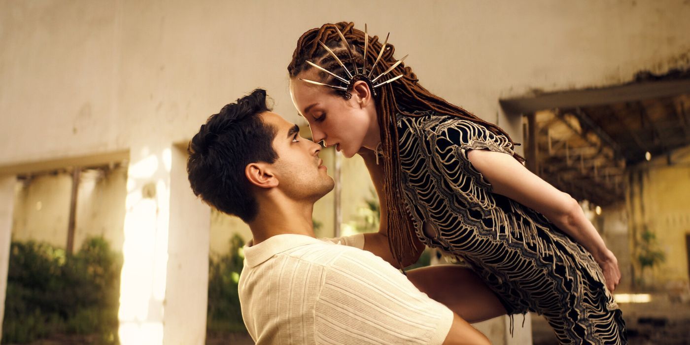 Two characters about to kiss in the fantastic television show, Shahmaran