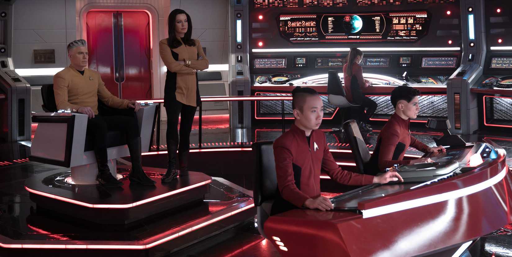 USS Enterprise bridge in Star Trek Strange New Worlds