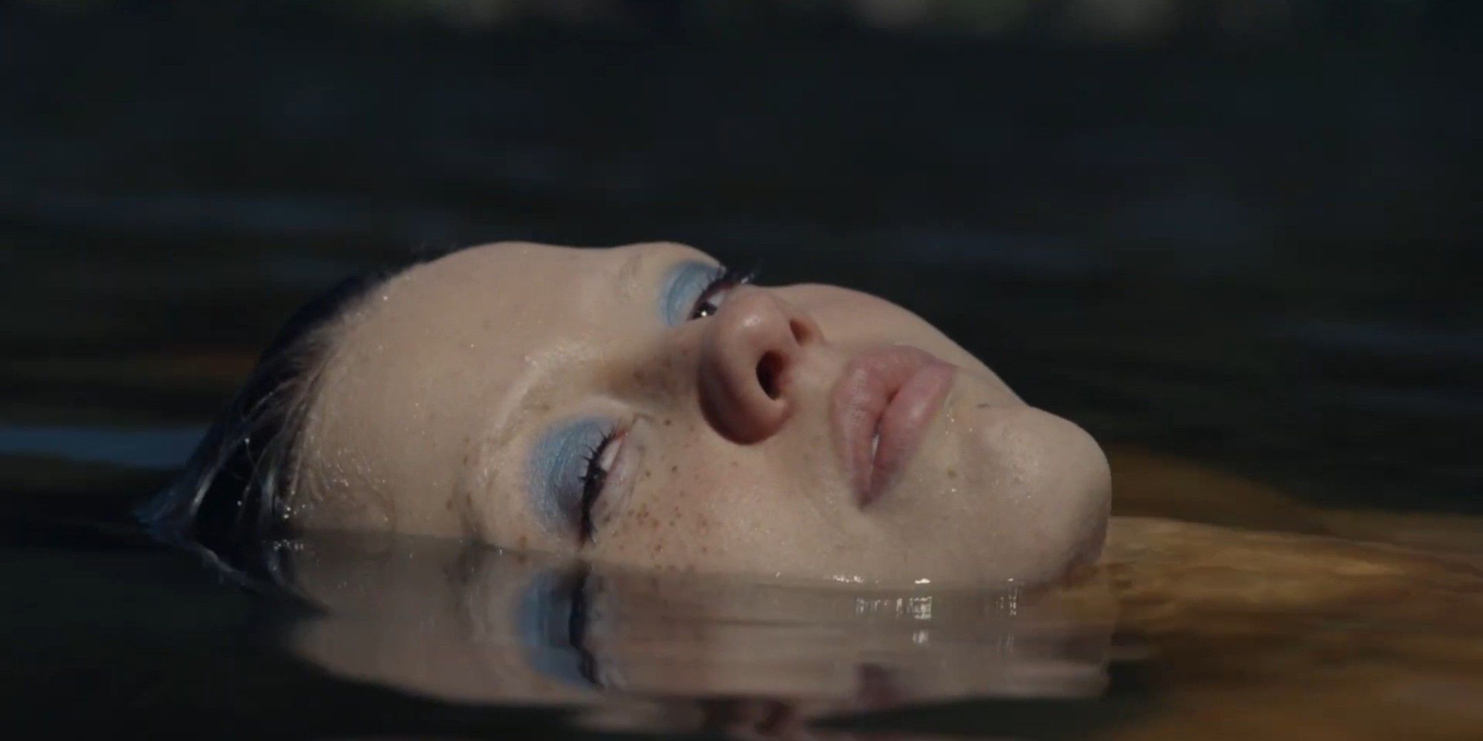 Kakovost trilogije "X" padala z vsakim nadaljevanjem, medtem ko je film, ki ga je odobril slavni avtor, na voljo na Prime Video