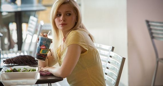 Abigail Breslin in 'The Call' (2013)