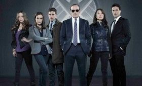 'Agents of S.H.I.E.L.D.' Cast Photo with Agent Coulson