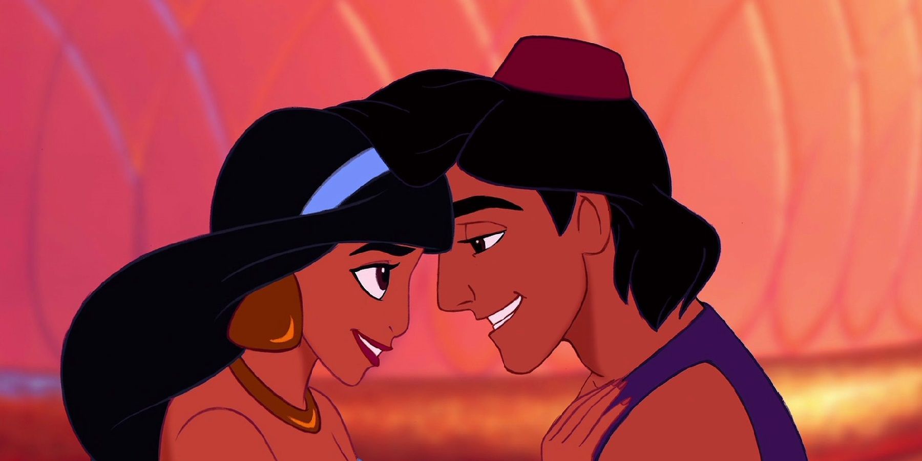 Aladdin e Jasmine se abraçando em Aladdin (1992)