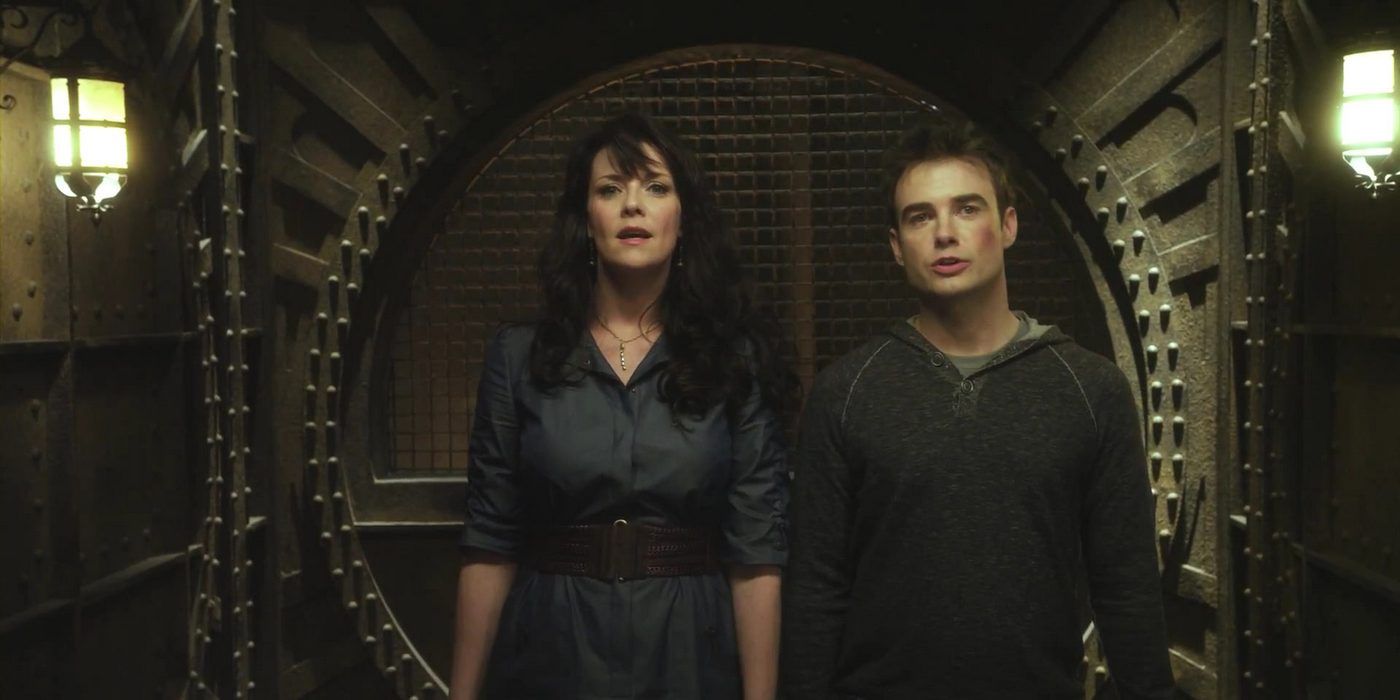 Amanda Tapping and Robin Dunne in Sanctuary.