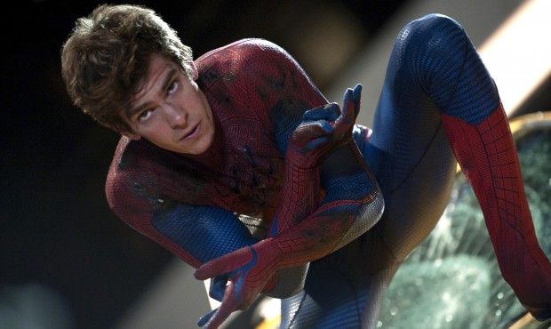 Andrew Garfield in The Amazing Spider-Man 2 Costume - No Mask