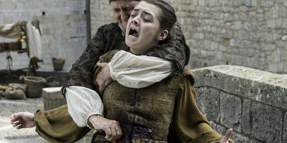 Arya gets stabbed in Game of Thrones