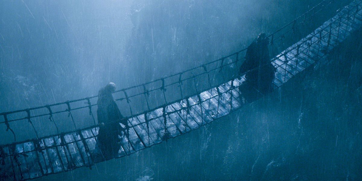 Balon and Euron meet on a bridge in Game of Thrones