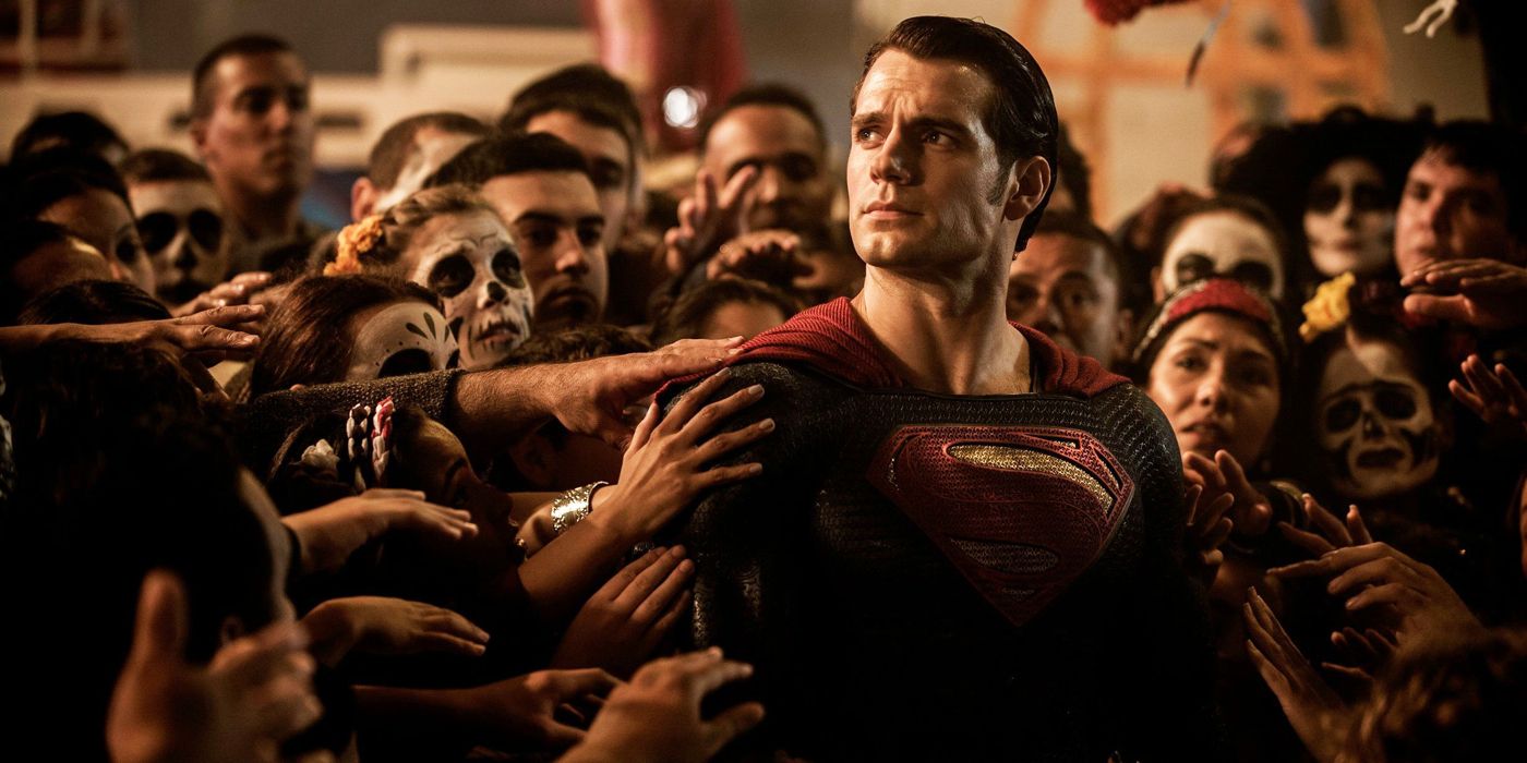 Henry Cavill como o Homem de Aço em Batman V Superman