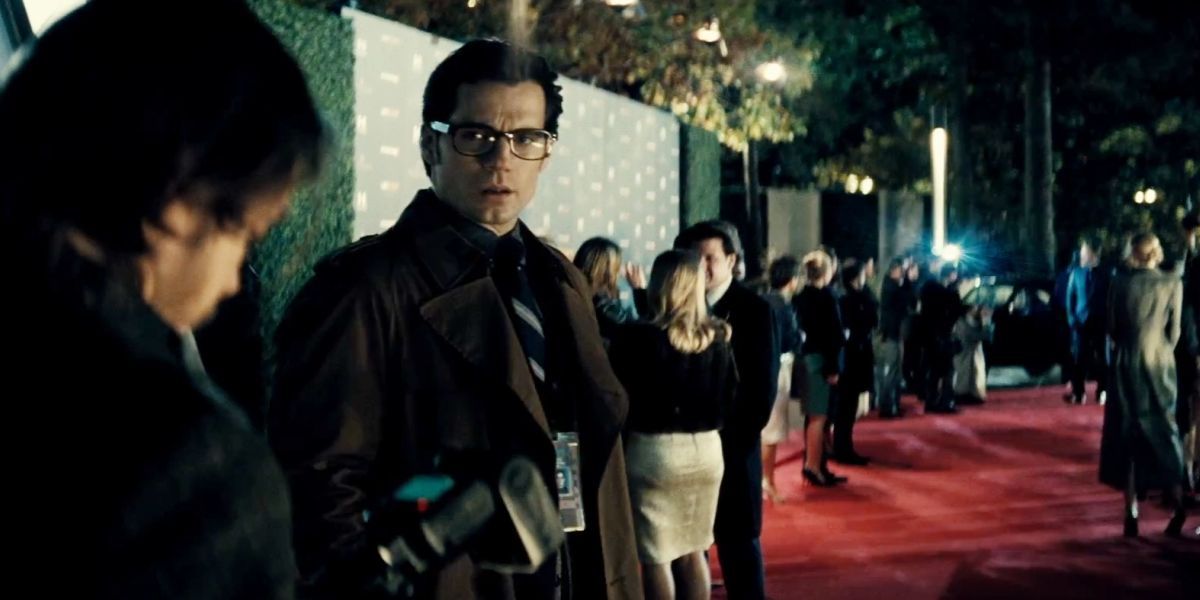 Batman V Superman Trailer Clark Kent Red Carpet