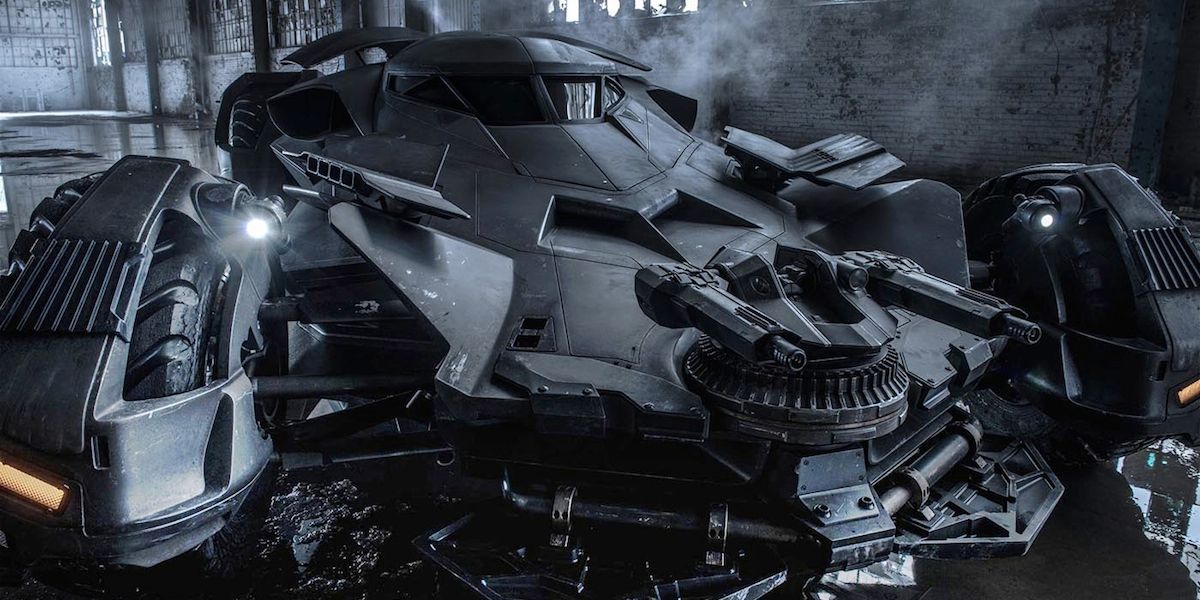 Batman v Superman Hot Toys Batmobile; Tech Manual Coming in March