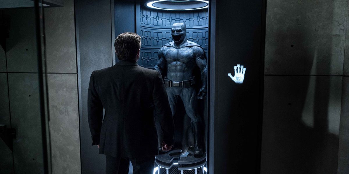 Ben Affleck and Batsuit in Batman V Superman